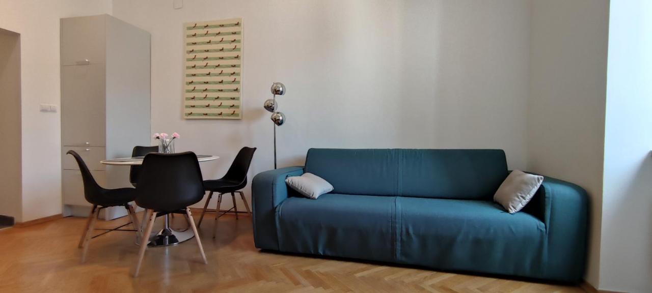 Apartment Milani With Private Garage Опатия Екстериор снимка